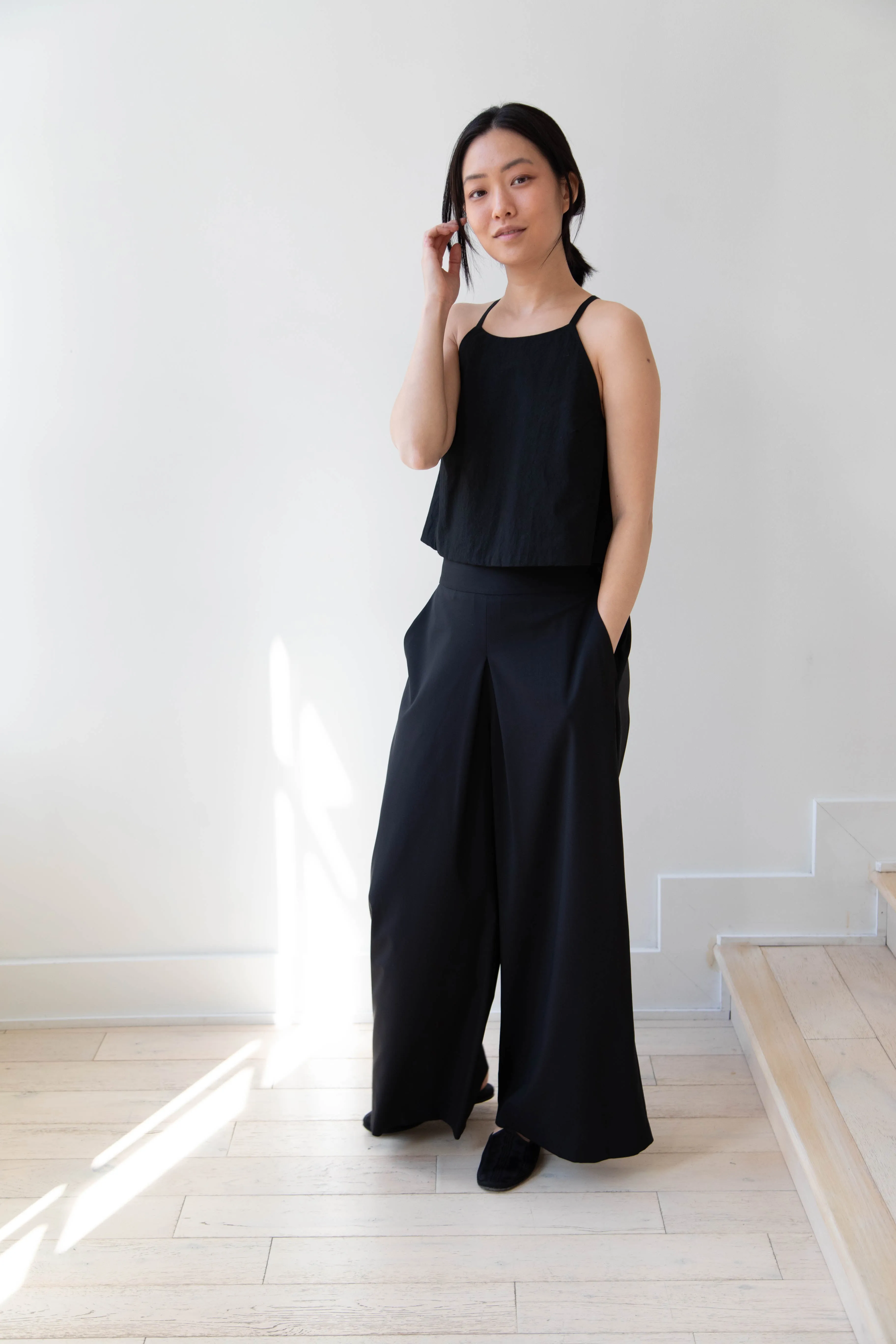 Arts & Science | Back Gum Tuck Culottes in Black