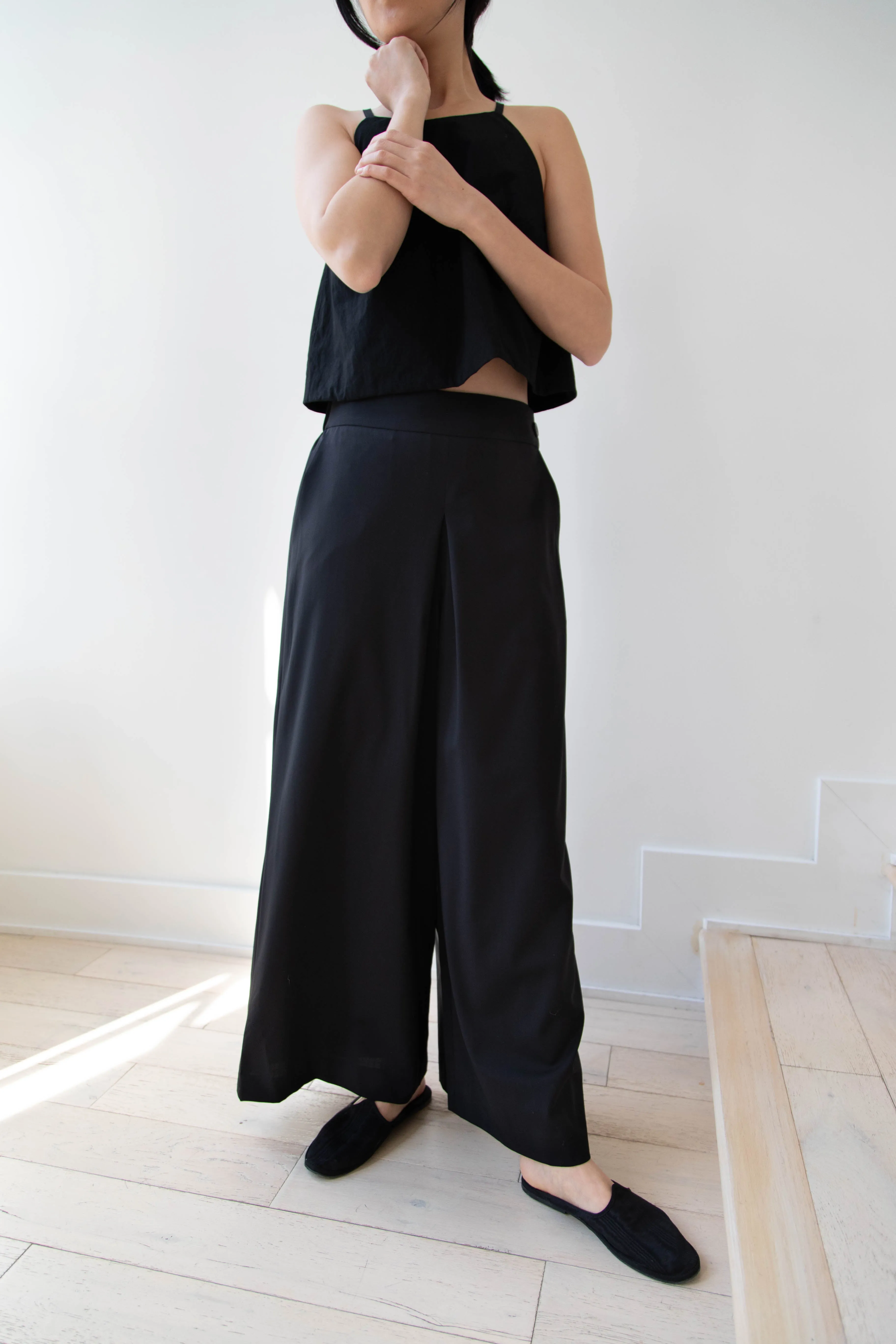 Arts & Science | Back Gum Tuck Culottes in Black