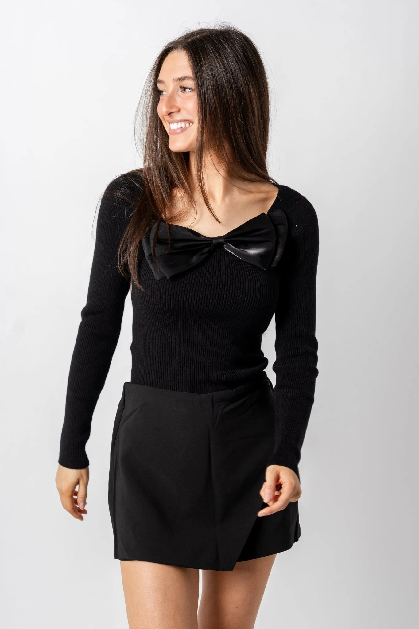 Bow detail ribbed sweater black