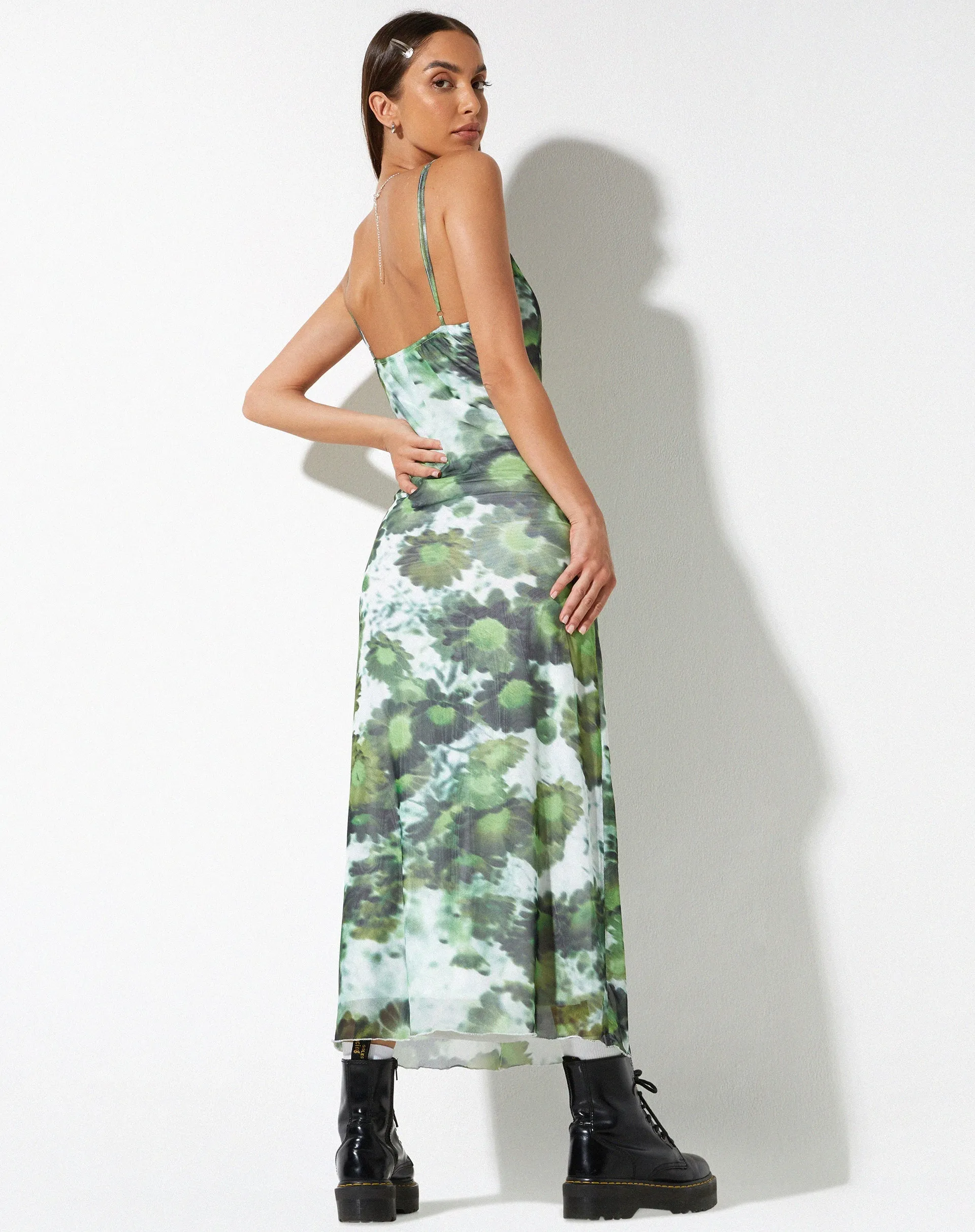 Chanda Maxi Dress in Xray Blurred Daisy Green