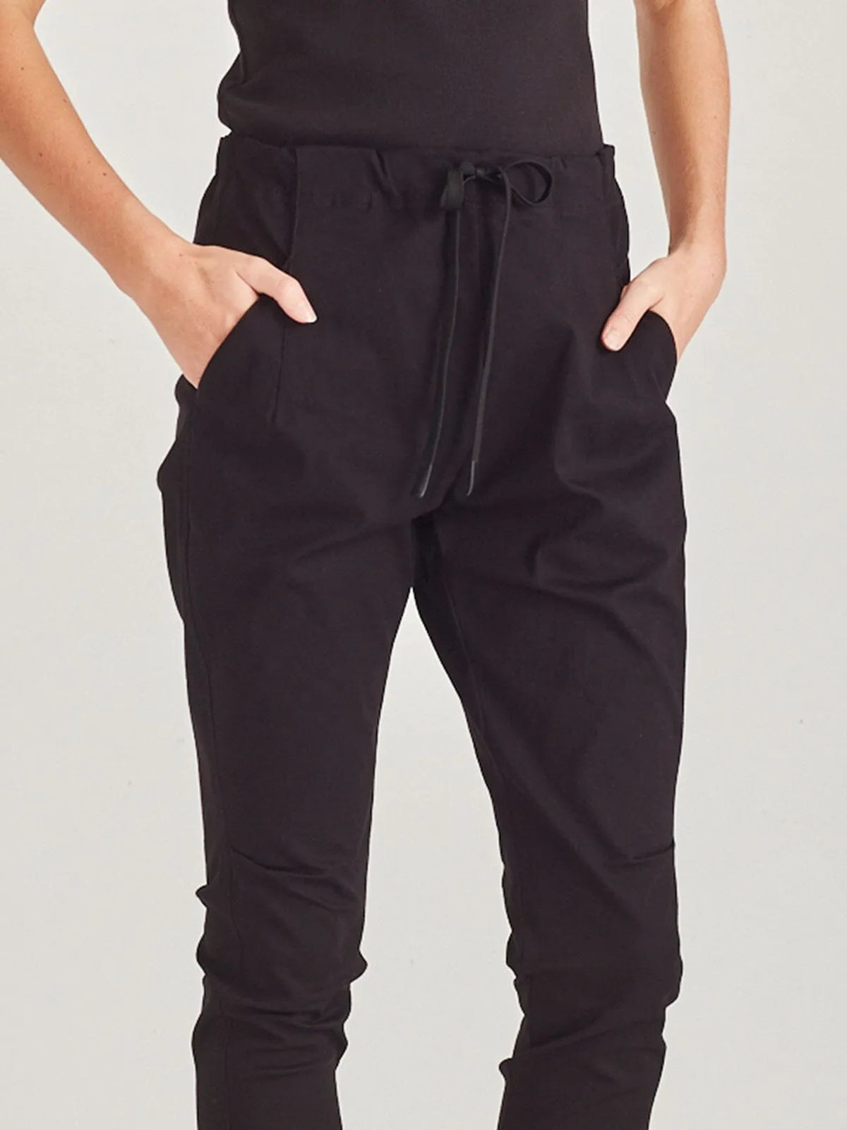 Emily Jogger -Black