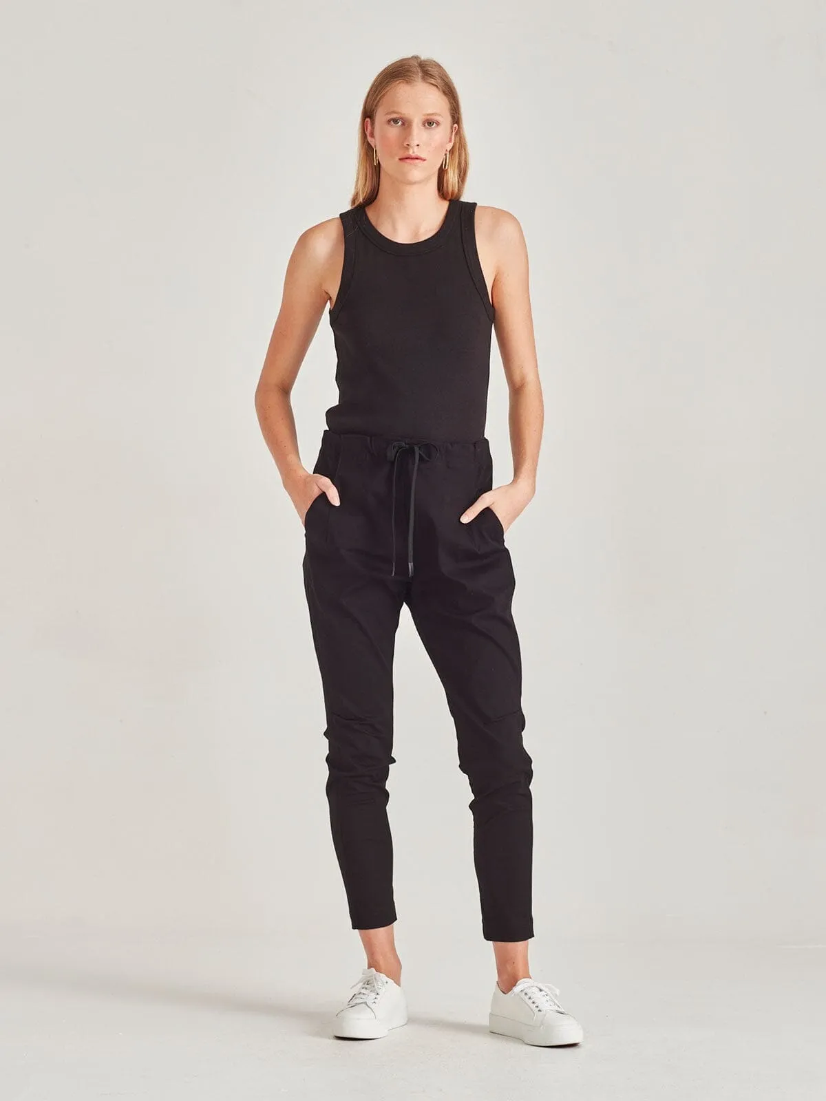 Emily Jogger -Black