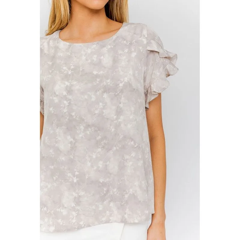 GILLI S/S OVERLAP RUFFLE SLEEVE DITSY PRINT TOP