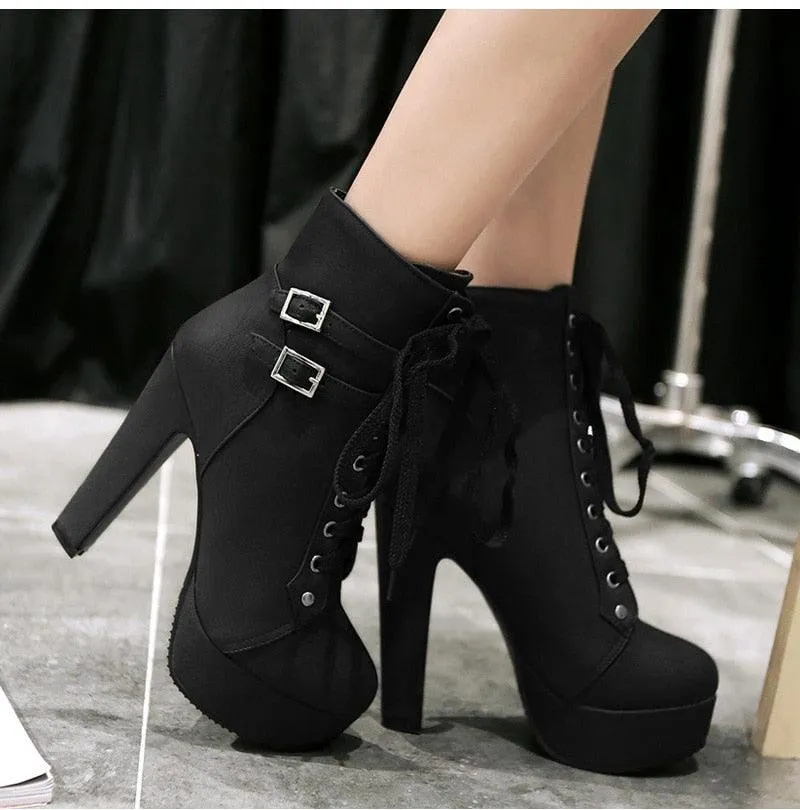 THE DOUBLE STRAP ANKLE BOOTIE